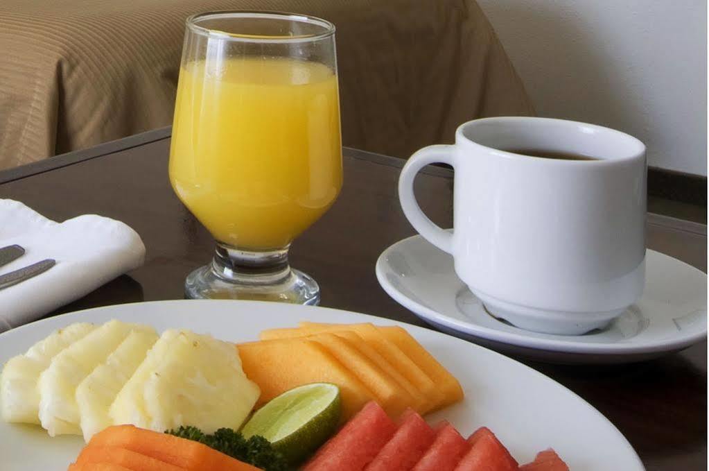 Fiesta Inn Mexicali Dış mekan fotoğraf